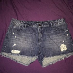 KIIND OF Denim Shorts